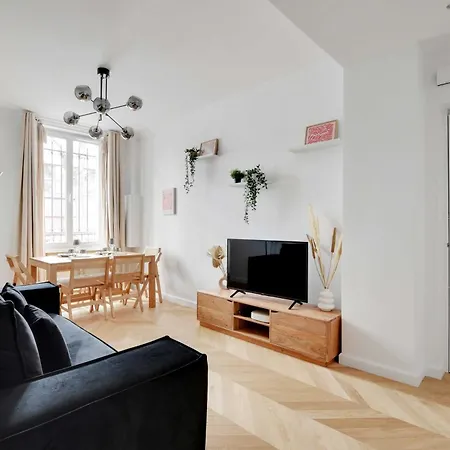 Spacieux Cosy -2br 6p-pl De La Nation